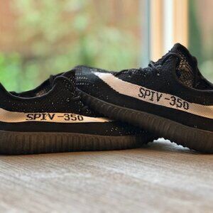 Yeezy Boost 350 V2 Core Black/White - Oreo -  (Used, Perfect Condition)